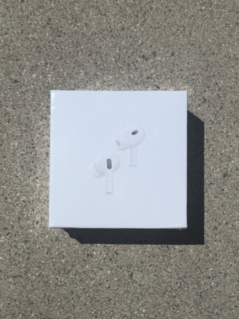 Pods pro 2nd Generation with ANC
(warranty and serial number included) - Picture 4 of 4